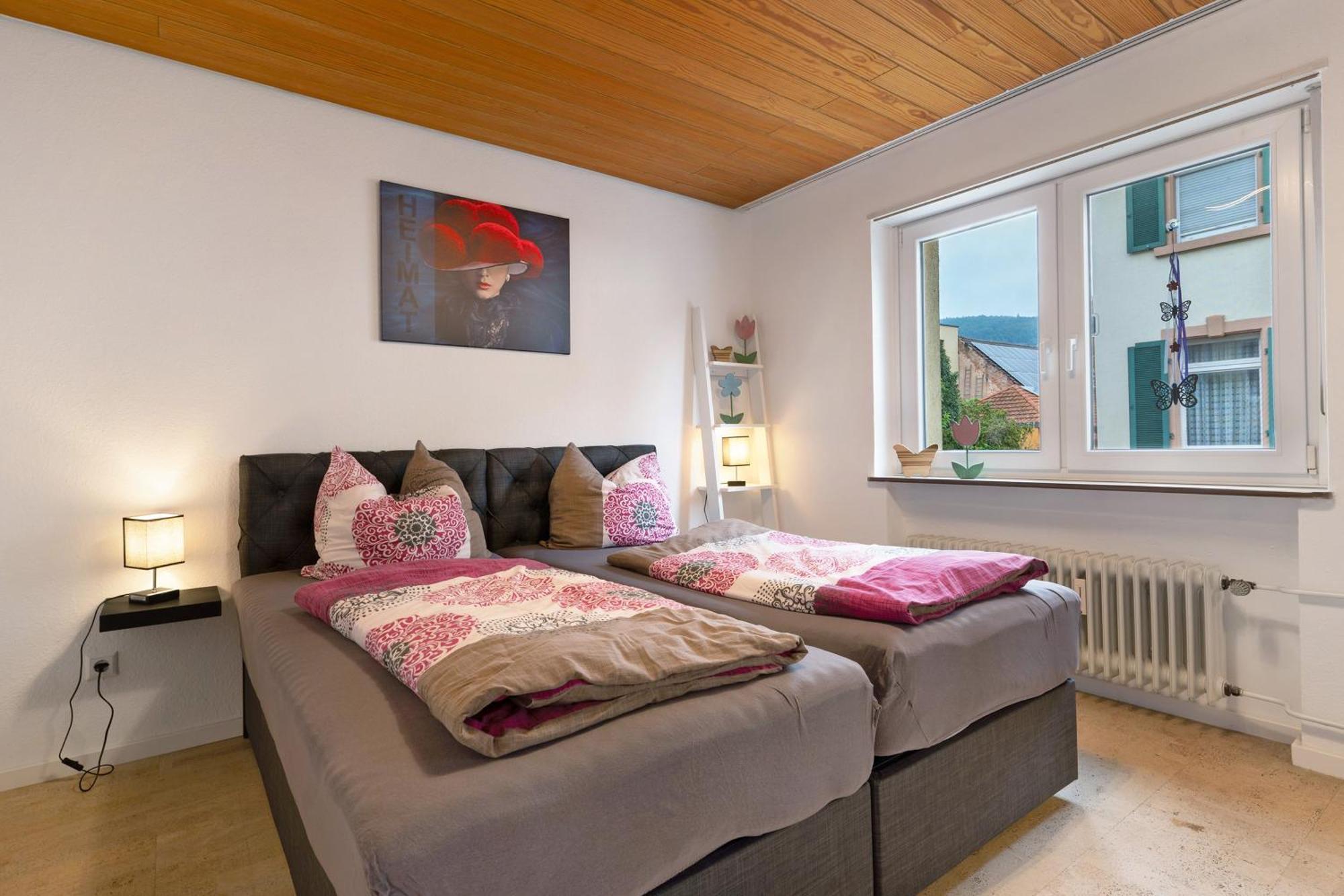 Unter Der Kirche Apartment Broggingen